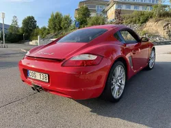 Röd Begagnad 2006 Porsche Cayman S Sportkupé | 325 000 kr
