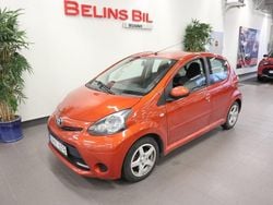 Orange Begagnad 2012 Toyota Aygo Halvkombi | 49 500 kr (Marknadspris)