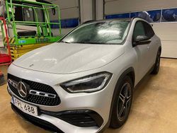 Silver metallic Begagnad 2022 Mercedes 200 AMG Sedan | 349 000 kr