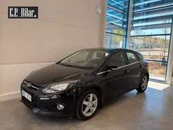 Svart Begagnad 2012 Ford Focus Titanium Halvkombi | 64 800 kr (Marknadspris)