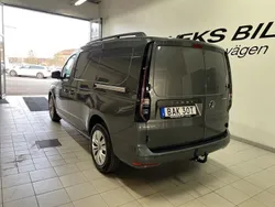 Grå (indiumgrå metallic) Ny 2025 VW Caddy Maxi Minibuss | 524 900 kr (Dyr)