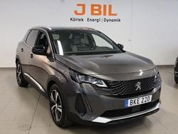 Grå Begagnad 2021 Peugeot 3008 GT SUV | 279 900 kr (Marknadspris)