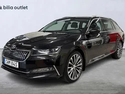 Svart Begagnad 2021 Skoda Superb Business Line Kombi | 279 000 kr (Bra pris)