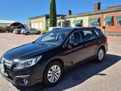 Svart Begagnad 2015 Subaru Outback SUV | 79 000 kr (Bra pris)