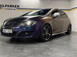 Flerfärgad Begagnad 2010 Seat Leon Style Halvkombi | 49 500 kr (Marknadspris)