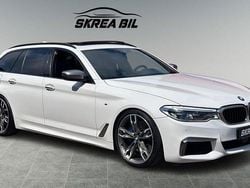 Vit Begagnad 2018 BMW M550 Sedan | 379 900 kr