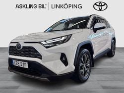 Vit Begagnad 2023 Toyota RAV4 Hybrid Executive SUV | 429 000 kr (Marknadspris)