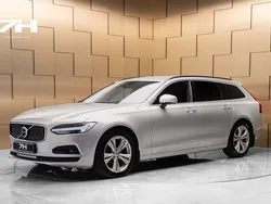 Silver Begagnad 2021 Volvo V90 Momentum Kombi | 309 000 kr (Marknadspris)