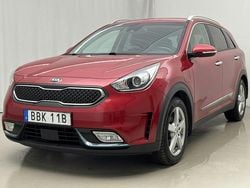 Röd Begagnad 2019 Kia Niro Advance SUV | 164 000 kr (Bra pris)