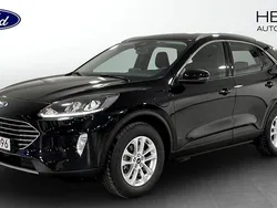 Svart (black) Begagnad 2022 Ford Kuga Titanium SUV | 269 900 kr (Marknadspris)