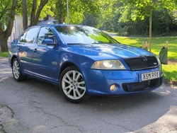 Blå Begagnad 2006 Skoda Octavia RS Halvkombi | 34 900 kr (Marknadspris)