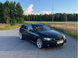 Svart Begagnad 2006 BMW 330 M Sport Kombi | 105 000 kr (Lite dyr)