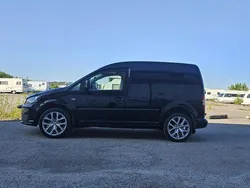 Svart Begagnad 2014 VW Caddy Minibuss | 70 000 kr (Marknadspris)