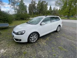 Vit Begagnad 2012 VW Golf VII Kombi | 55 000 kr (Superpris)