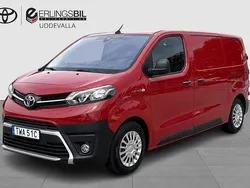 Röd Begagnad 2023 Toyota Proace Van | 369 000 kr (Marknadspris)