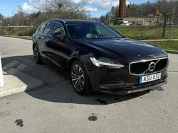Brun Begagnad 2020 Volvo V90 Momentum Kombi | 229 000 kr (Bra pris)