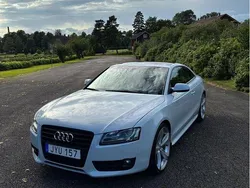 Grå Begagnad 2010 Audi A5 Sport Sportkupé | 80 000 kr (Marknadspris)