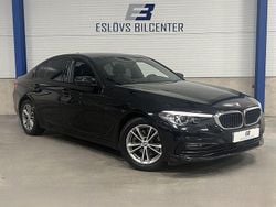 Svart Begagnad 2018 BMW 520 Sport Line Sedan | 229 990 kr (Marknadspris)