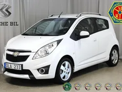 Vit Begagnad 2012 Chevrolet Spark Halvkombi | 34 900 kr (Marknadspris)