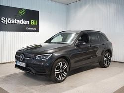 Grå Begagnad 2021 Mercedes GLC300e AMG line SUV | 414 900 kr (Marknadspris)