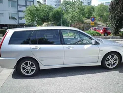 Begagnad 2004 Mitsubishi Lancer Kombi | 10 000 kr (Marknadspris)