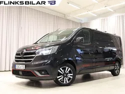 Svart Begagnad 2023 Renault Trafic Van | 399 900 kr