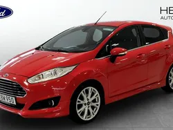 Röd (red) Begagnad 2016 Ford Fiesta Titanium Halvkombi | 69 900 kr (Marknadspris)