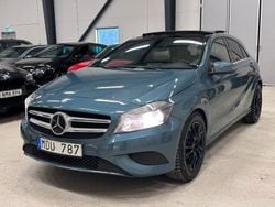 Ljusblå Begagnad 2012 Mercedes A180 Halvkombi | 109 700 kr (Marknadspris)