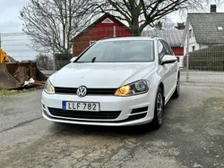 Vit Begagnad 2014 VW Golf VII Kombi | 83 000 kr (Marknadspris)