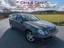 Grå Begagnad 2005 Mercedes E200 Classic Kombi | 49 900 kr (Marknadspris)