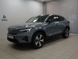 Grå Begagnad 2022 Volvo EC40 Ultimate SUV | 439 900 kr (Marknadspris)