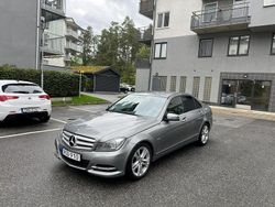Silver Begagnad 2012 Mercedes C180 Avantgarde Sedan | 114 990 kr (Marknadspris)