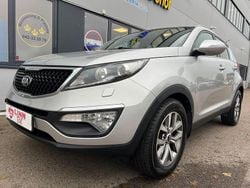 Grå Begagnad 2015 Kia Sportage SUV | 88 999 kr (Marknadspris)