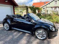 Svart Begagnad 2016 VW Beetle Cab | 155 000 kr (Marknadspris)