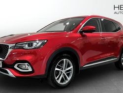 Svart (black) Begagnad 2021 MG EHS Luxury SUV | 229 900 kr (Marknadspris)