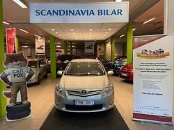 Silver Begagnad 2012 Toyota Auris Halvkombi | 109 900 kr (Marknadspris)