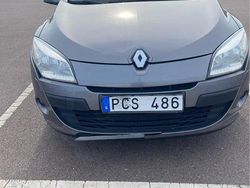 Grå Begagnad 2011 Renault Mégane GrandTour Kombi | 34 999 kr (Bra pris)