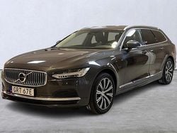 Grå Begagnad 2022 Volvo V90 Kombi | 309 900 kr (Marknadspris)