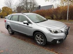 Silver Begagnad 2015 Subaru Outback Kombi | 119 000 kr (Bra pris)