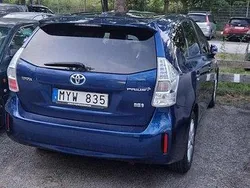 Blå Begagnad 2012 Toyota Prius+ Minibuss | 82 000 kr (Marknadspris)