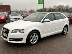 Vit Begagnad 2011 Audi A3 Sportback Attraction Halvkombi | 59 900 kr (Lite dyr)