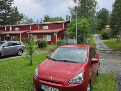 Röd Begagnad 2015 Mitsubishi Space Star Kombi | 75 000 kr (Marknadspris)
