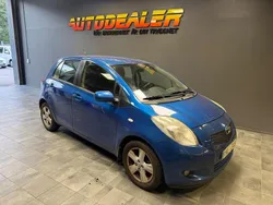 Blå Begagnad 2005 Toyota Yaris Halvkombi | 34 900 kr (Marknadspris)