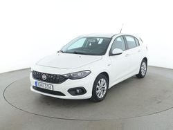 Vit Begagnad 2017 Fiat Tipo Lounge Halvkombi | 118 000 kr (Marknadspris)