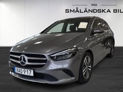 Mörkgrå Begagnad 2022 Mercedes B200 Progressive Minibuss | 279 000 kr
