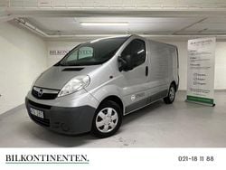 Grå Begagnad 2013 Opel Vivaro Van | 94 800 kr (Dyr)