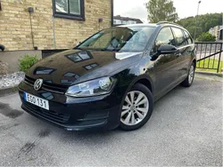 Svart Begagnad 2014 VW Golf VII Kombi | 84 900 kr (Marknadspris)