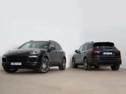 Svart Begagnad 2016 Porsche Cayenne Chrono SUV | 369 000 kr (Marknadspris)
