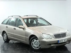 Ljusbrun (brun) Begagnad 2003 Mercedes C180 Kombi | 39 900 kr