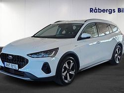 Vit Begagnad 2024 Ford Focus Kombi | 309 800 kr (Marknadspris)